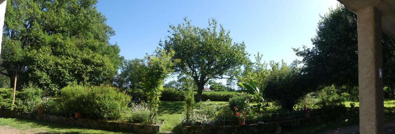 LOU GRAOU CHEPRE gîte d'étape Chandon Extérieur photo